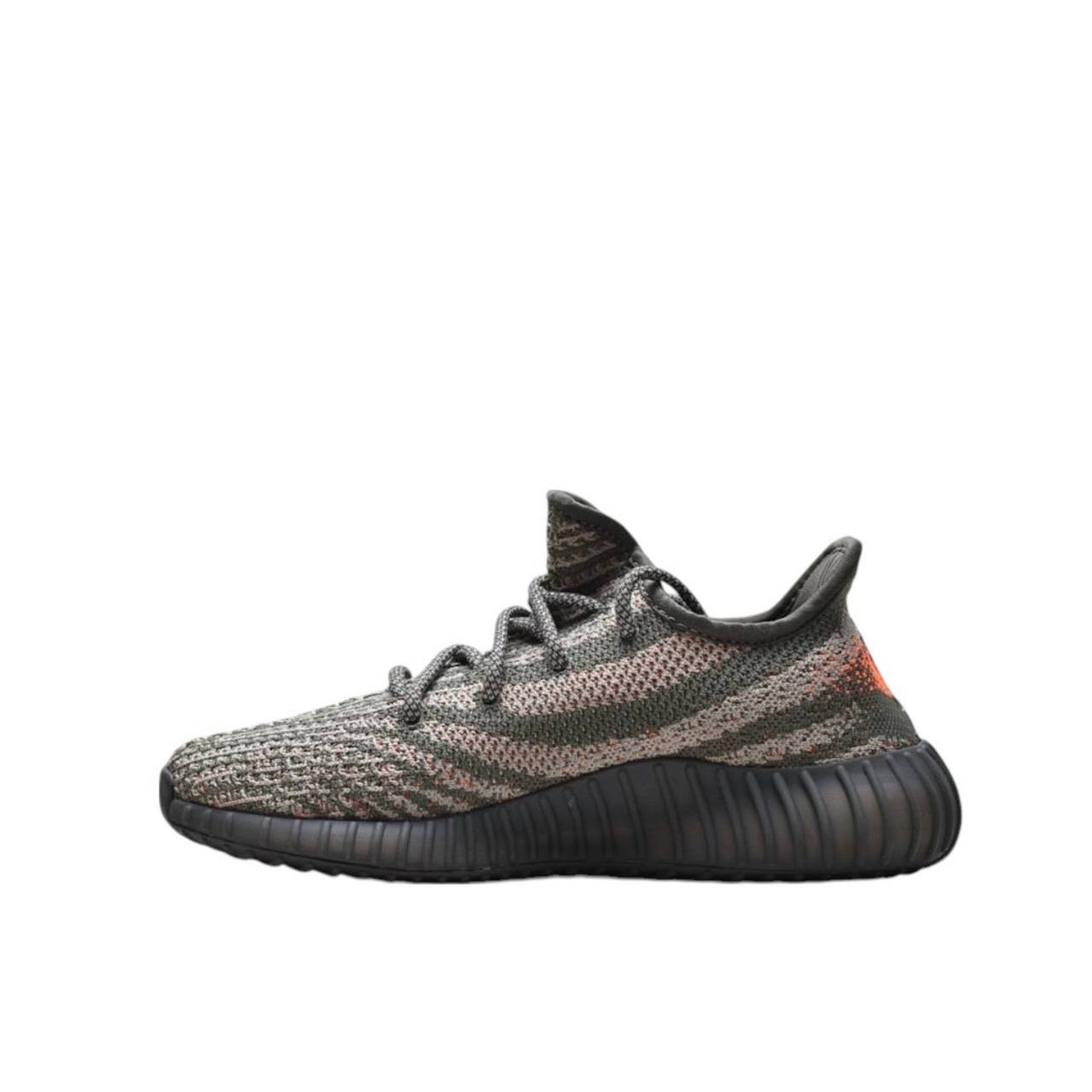 Маратонки Yeezy 350 V2 Carbon Beluga 1
