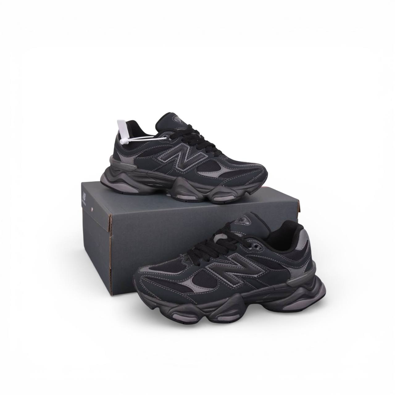 Маратонки NB 9060